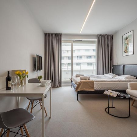 Empire Apart Ovo Wroclaw Exterior photo